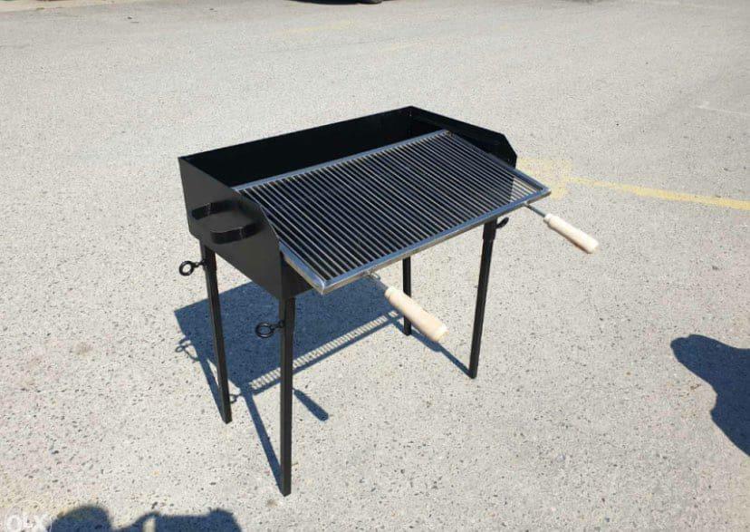 Roštilj sa inox rešetkom 62x33x60